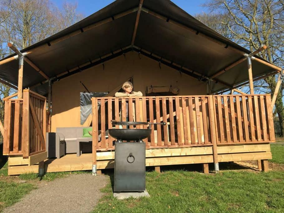 Lapwing Safari Tent Cheltenham Exterior photo